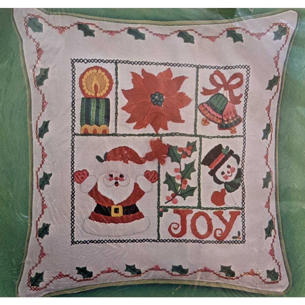 Vintage Bucilla Christmas Needlecraft Kit Christmas Pillow "Holiday Patch" #2361